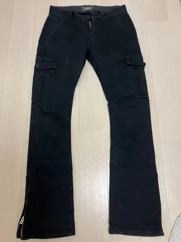 LOADED 블랙 카고 팬츠 M 사이즈