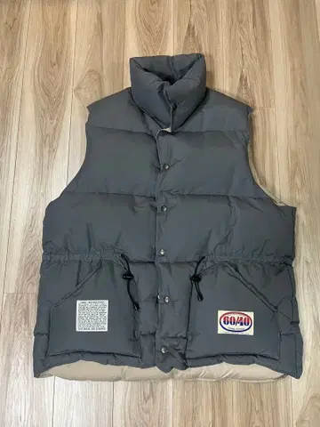 SIERRA DESIGNS 유나이티드 애로우즈 별주 다운 베스트