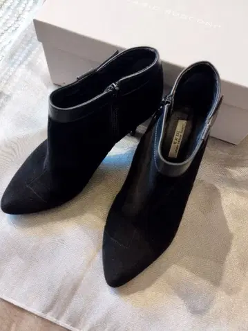 세븐투엘브서티 숏부츠