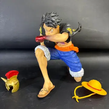 원피스 루피 피규어