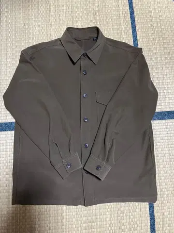 유니클로 오버 사이즈 셔츠 자켓