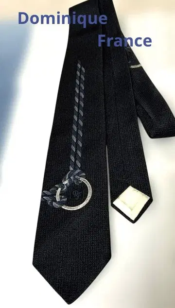 도미닉 프랑스 넥타이