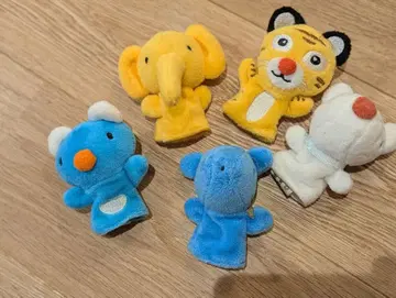 새상품급 페네로페 x salut! 손가락 인형 세트