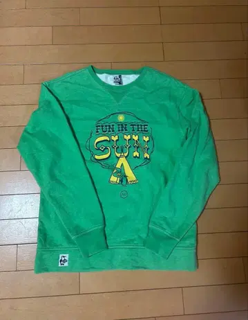 [ 고품질 ] CHUMS 참스 그린 맨투맨 속기모 M