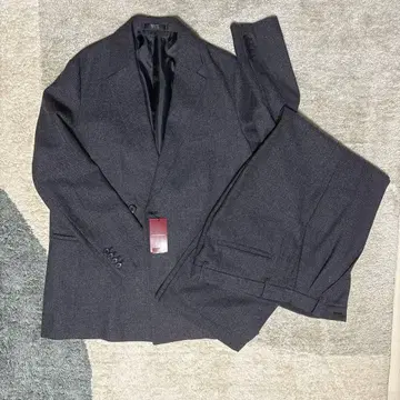 [ 시착만 한 상품 택 포함 ] UR 셋업 2024AW