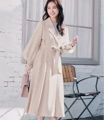 베이지 허리 리본 트렌치코트