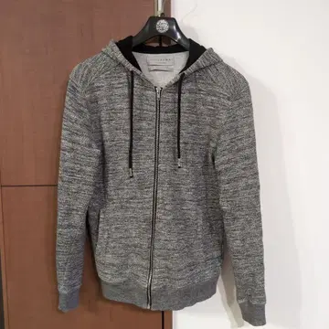 ZARA 후드 부착 그레이 후드티 M 사이즈