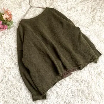 사만사 모스모스 긴팔 니트 카키 볼륨 슬리브 레이스 뒷 리본 F