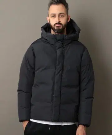 BEAUTY&YOUTH 코마츠 마테레 다운 자켓