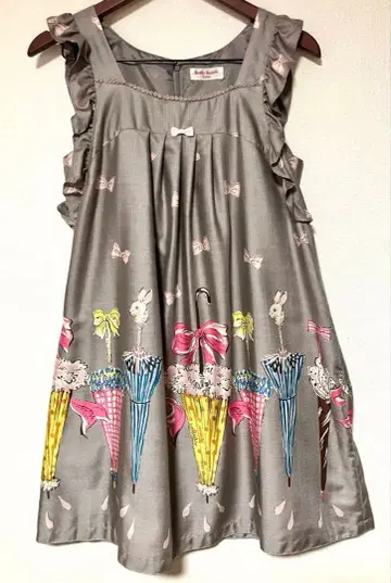 에밀리 템플큐트 엄브렐라 패턴 원피스