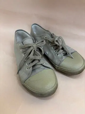 MHL 그레이 로우컷 스니커즈