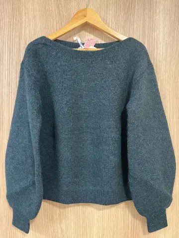 BABYLONE 바빌론 알파카 돌먼 슬리브 니트 다크 그린