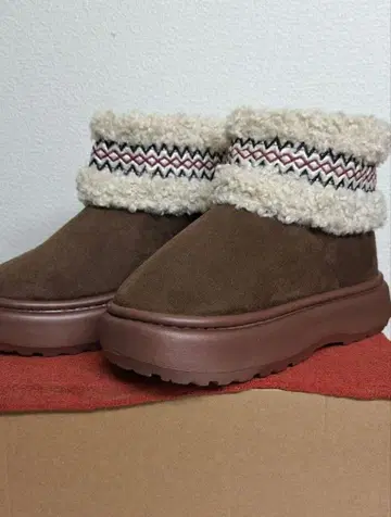브라운 퍼 어그 부츠
