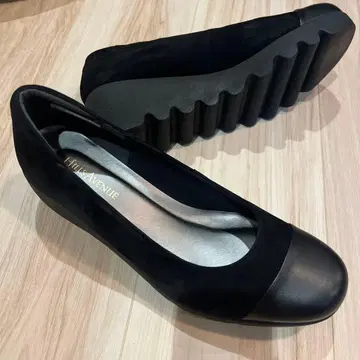 미사용 힐즈 아베뉴 HILLS AVENEW 웨이브 밑창 블랙