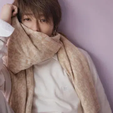 Nissy [ Naptime.2020 F/W ] 스톨 - BEIGE