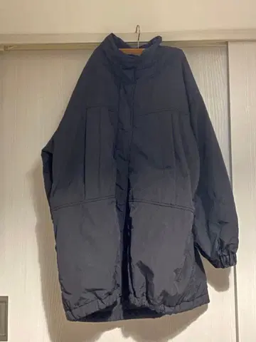 로리즈팜 몬스터 코트 블랙 블랙 다운 자켓