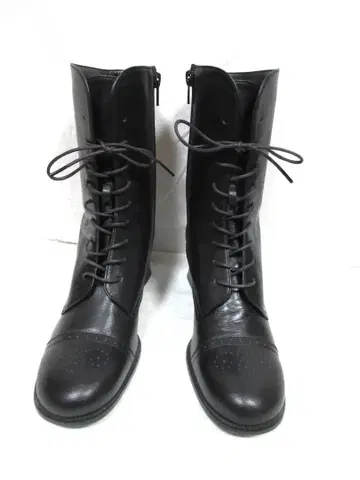 ing 잉그 스트레이트 팁 메달리온 사이드 지퍼 부츠 시착만 한 상품