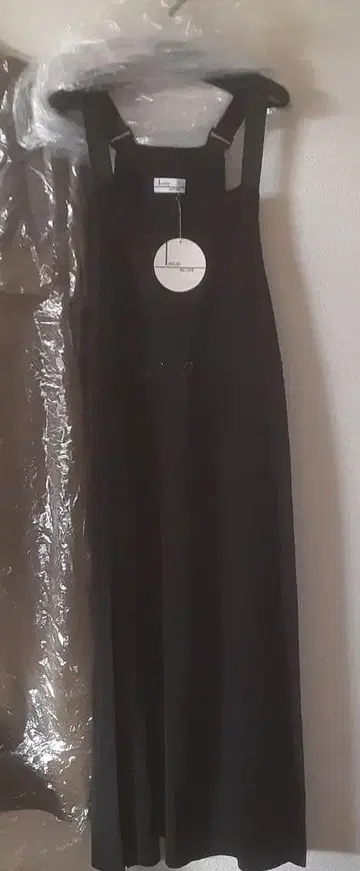 LASUD ACTIVE 슬리브리스 롱 원피스 38 블랙