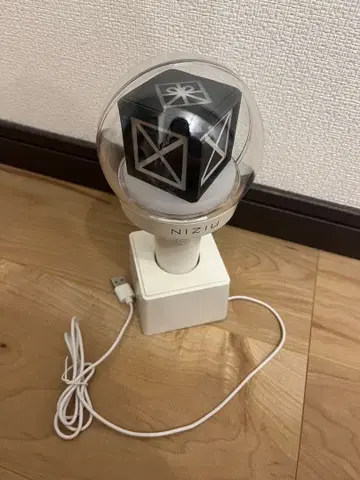 NIZIU 응원봉 USB 연결