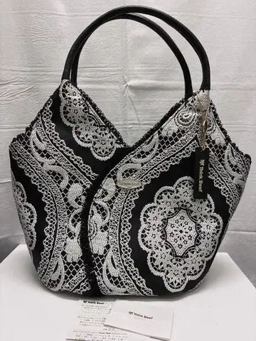 미사용 Think Bee! 토르키 레이스 자수 토트백