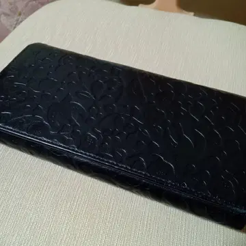 블랙 가죽 장지갑 이오카츠키 펠리시모