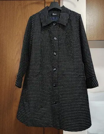 새상품급 쿠루메오리 카스리비토 코트