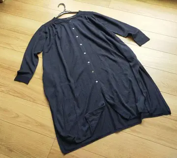 새상품급 미즈이로 인드 울 혼방 롱 가디건 네이비 밴드 카라