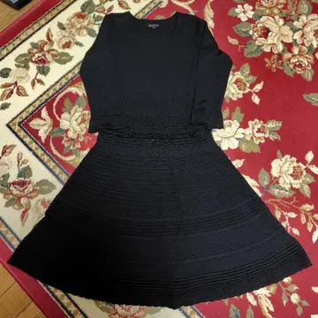 블랙 긴팔 니트 원피스 TO BE CHIC