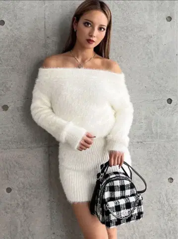 GYDA 오프숄더 미니 원피스 화이트