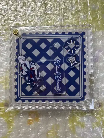 트위스테 바스락 아크릴 키링 크루웰