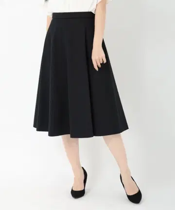 STRAWBERRY-FIELDS 저지 플레어 스커트 블랙