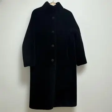 ZARA 페이크 보아 롱 코트 안감 가죽