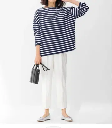 23구 [세탁 가능] 코튼 스무스 보더 니트 네이비 44 새상품