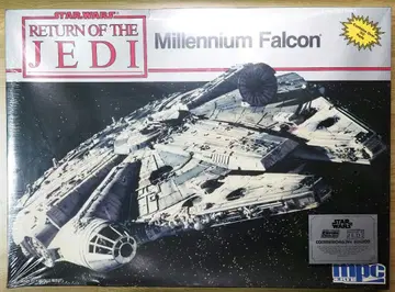 MPC 밀레니엄 팔콘 미개봉