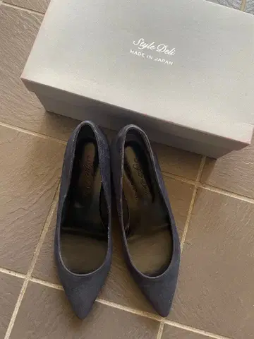 Style Deli 네이비 펌프스 23.5 일본제