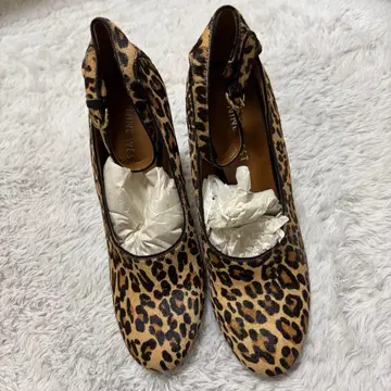 NINE WEST 레오파드 무늬 하이힐