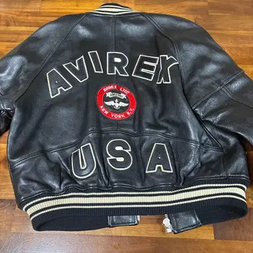 새상품급 AVIREX 바시티 자켓 가죽 자켓 블랙