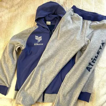 ATHLETA 후드 부착 후드티 상하의 세트