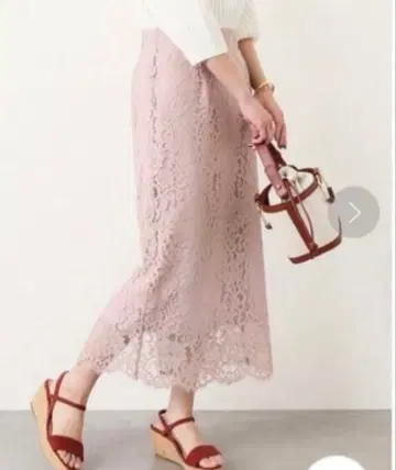 [ 새상품급 ] NOBLE 리버 레이스 I 라인 스커트 핑크