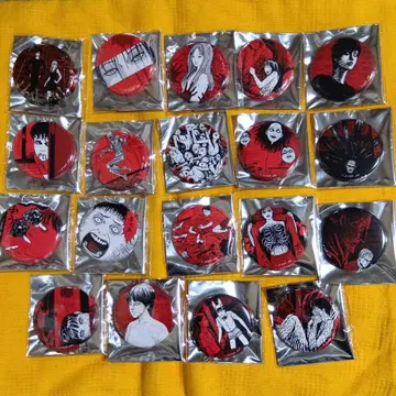 이토 준지 캔뱃지 괴기 서밋 매니악 19종 세트