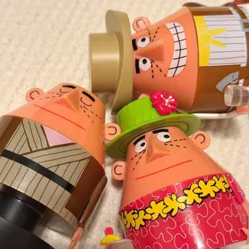 앙클 토리스 피규어 3체