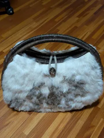 퍼 백 화이트 브라운