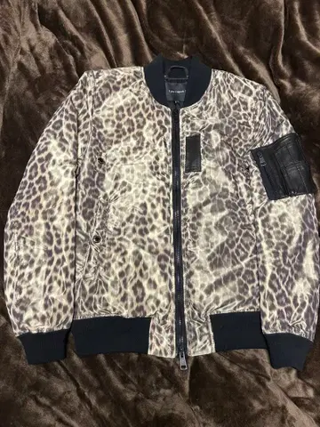 새상품급 1piu1uguale3 MA-1 밀리터리 자켓