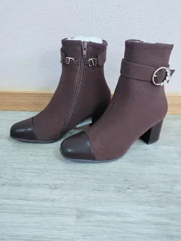 비쥬 버클 숏부츠