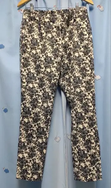 [ 새상품급 ] 로즈 티아라 Rose Tiara 42 사이즈 바지