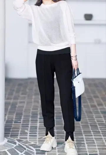 UNFILO 뷰티 무브 최애 조깅 팬츠 블랙 XS