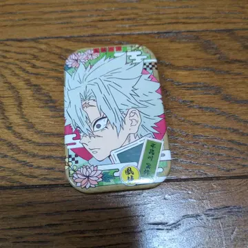 귀멸의 칼날 시나즈가와 사네미 캔뱃지