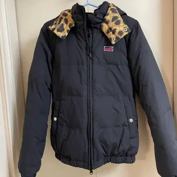 X-girl 블랙 x 레오파드 리버서블 다운 자켓 M 사이즈