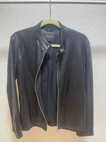 블랙 가죽 싱글 라이더 자켓