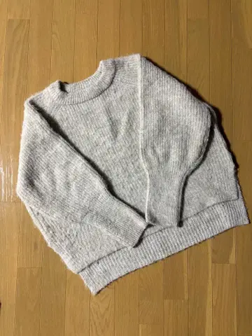 크루넥 니트 스웨터 긴팔